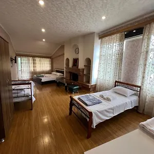 https://otos-guest-house.batumihotels.net